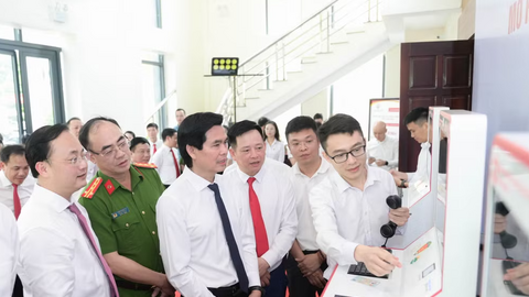 Agribank đồng hành cùng tỉnh Lạng Sơn ra mắt Trạm dịch vụ công số: Ứng dụng công nghệ trong cải cách hành chính, xây dựng thế hệ “công dân số”