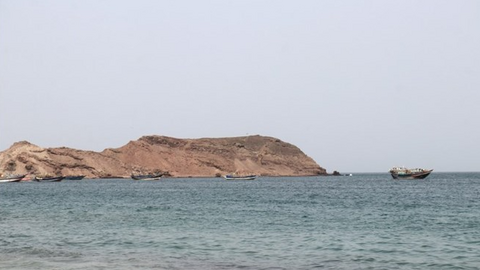 Tàu hàng Ấn Độ trúng đạn, chìm gần Yemen