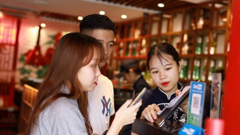 Hộ kinh doanh tự xác định mức doanh thu năm để tham gia BHXH bắt buộc