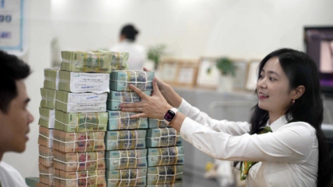 Tín dụng bất động sản tăng mạnh, lãi suất 12-16% gây áp lực lên thị trường