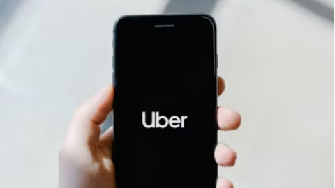 Uber bị phạt gần 1 tỷ USD vì tự động khóa tài khoản tài xế
