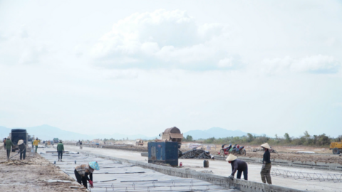 Gia Lai: Hơn 800 công nhân, kỹ sư tăng tốc hoàn thiện sân bay Phù Cát, sẵn sàng đón chuyến bay quốc tế