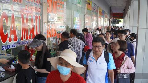 Bến xe Miền Tây đông khách, cửa ngõ phía Tây vẫn thông thoáng
