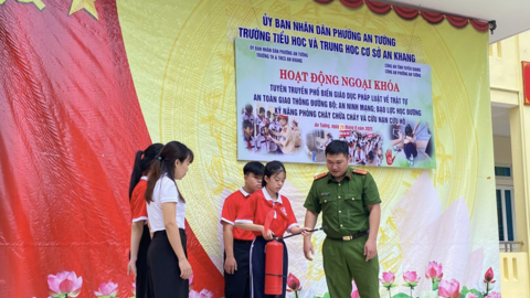 Khuyến khích nguồn lực xã hội tham gia hỗ trợ phổ biến, giáo dục pháp luật