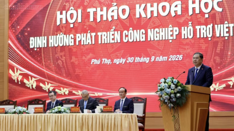 Phó Thủ tướng Thường trực Phạm Gia Túc: Đưa đầu tư công và mua sắm công thành 'đơn đặt hàng đầu tiên' cho doanh nghiệp nội