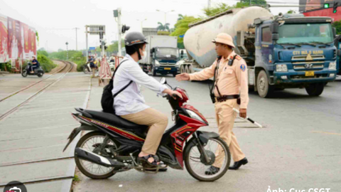 Xử lý 376 trường hợp vi phạm giao thông đường sắt trong 7 ngày