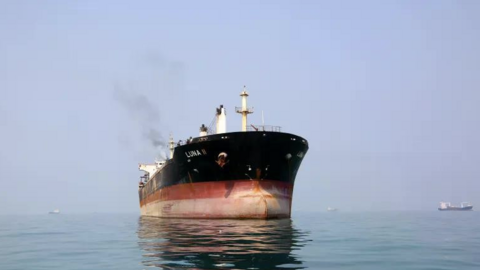 Iraq đổi hướng vận chuyển dầu, đưa tàu qua eo biển Hormuz