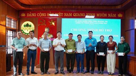 Công đoàn Công ty Lâm công nghiệp Long Đại hỗ trợ công nhân khó khăn