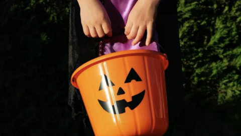 Giá bánh kẹo tăng cao, người Mỹ thêm áp lực chi tiêu dịp Halloween