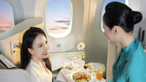 Vietnam Airlines lần đầu giành danh hiệu hãng hàng không có ẩm thực tốt nhất thế giới