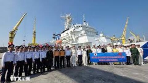 Tàu tuần tra Lực lượng Bảo vệ bờ biển Nhật Bản thăm xã giao thành phố Đà Nẵng