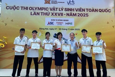 Đội tuyển PVU đạt giải Ba toàn đoàn tại Kỳ thi Olympic Vật lý sinh viên toàn quốc năm 2025