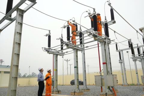 Hoàn thành đóng điện công trình Đường dây và TBA 110kV Hậu Lộc 2
