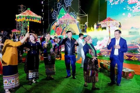 Sắc Xuân vùng cao lan tỏa nghĩa tình ở miền Tây Nghệ An