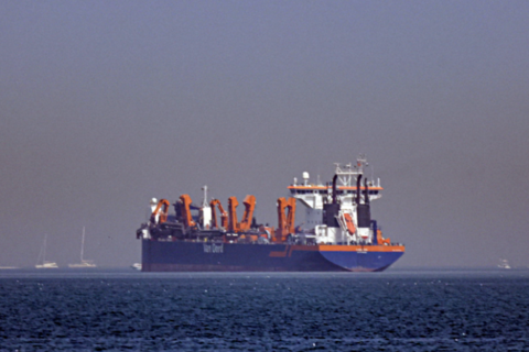 Giá vàng và dầu thô thế giới tăng mạnh do căng thẳng Trung Đông