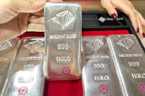 Giá bạc hôm nay 7-5: Nhiều người muốn cắt lỗ khi thấy giá vượt 3 triệu đồng/lượng