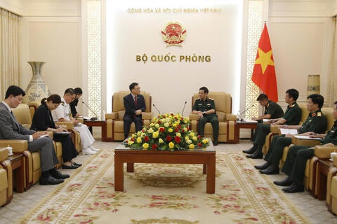 Việt Nam mời các doanh nghiệp quốc phòng Hàn Quốc tham gia triển lãm quốc phòng năm 2026
