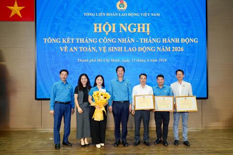 Công đoàn Petrovietnam được vinh danh đạt thành tích xuất sắc trong Tháng Công nhân và Tháng hành động về ATVSLĐ năm 2026