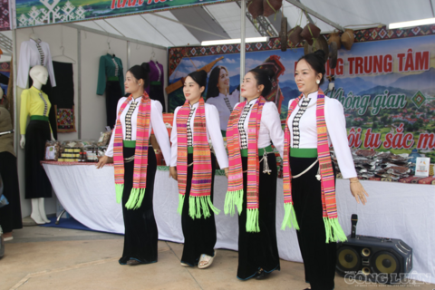 Hội chợ Du lịch Tây Bắc mở rộng thị trường cho nông sản, sản phẩm OCOP vùng cao