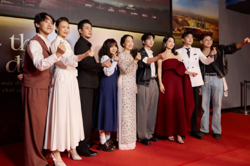 Dàn diễn viên phim 'Một thời ta đã yêu' ra mắt khán giả
