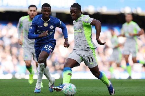 Chelsea đang đi thụt lùi dưới thời Liam Rosenior