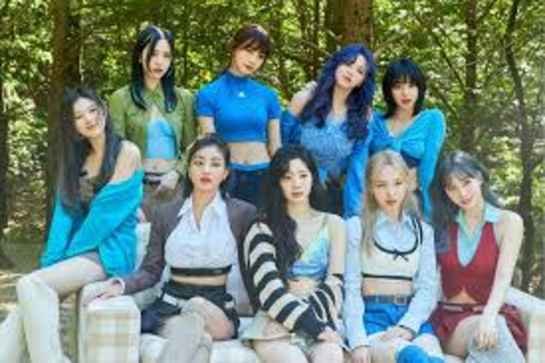 Nhiều thành viên TWICE được dự đoán rời JYP Entertainment sau Tzuyu