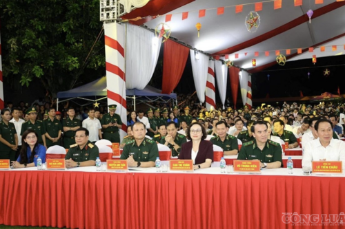 Ấm áp Trung thu nơi biên cương Mường Lát, Thanh Hóa