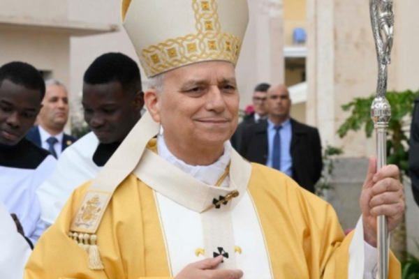 Giáo hoàng Leo chỉ trích mạnh mẽ chiến tranh và chủ nghĩa 'tân thực dân'