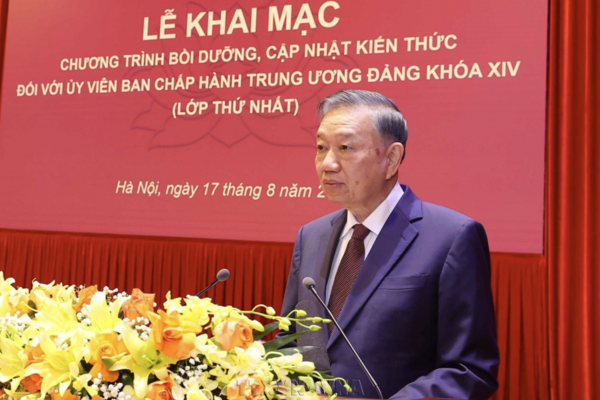 Tổng Bí thư, Chủ tịch nước Tô Lâm dự khai mạc Chương trình bồi dưỡng, cập nhật kiến thức đối với Ủy viên Ban Chấp hành Trung ương Đảng khóa XIV