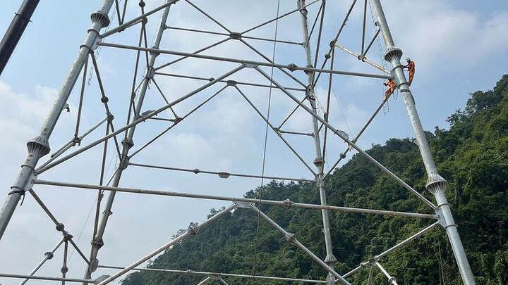 Lực lượng 3 miền của EVNNPT hội tụ tiếp sức đường dây 500kV Lào Cai - Vĩnh Yên
