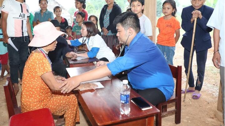 Thủy điện A Vương tích cực hoạt động an sinh xã hội tại địa phương