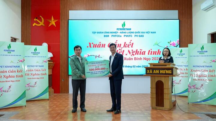 "Petrovietnam: Xuân Gắn kết - Tết Nghĩa tình" đồng hành cùng người dân xã An Hưng (Hải Phòng)