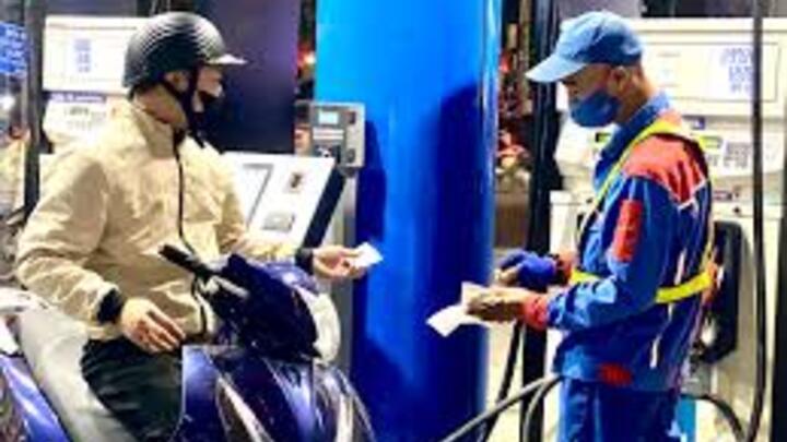 Giá xăng dầu hôm nay 9/2/2026: Tăng nhẹ phiên đầu tuần