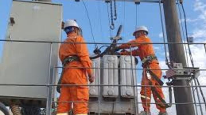 Sử dụng điện an toàn trong dịp Tết Nguyên đán, người dân cần lưu ý gì?