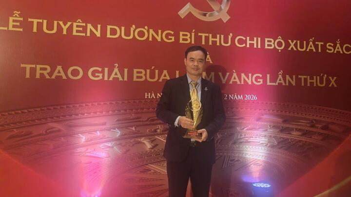 Bí thư Chi bộ xuất sắc Nguyễn Xuân Phong: “Danh hiệu này không dành riêng cho cá nhân tôi”