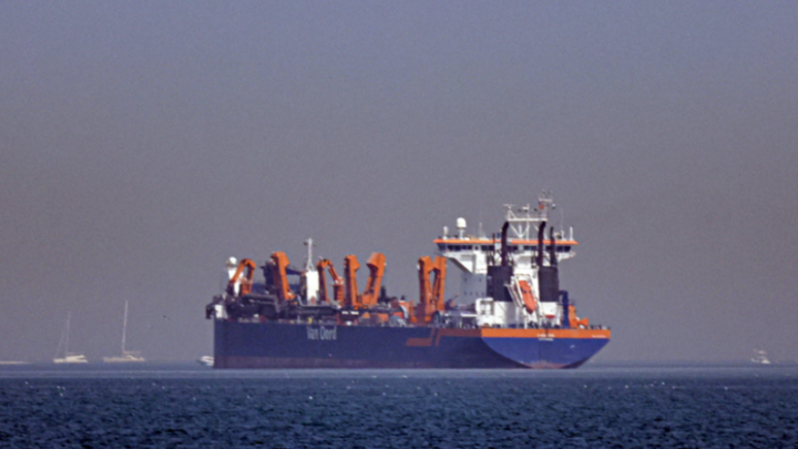 Giá vàng và dầu thô thế giới tăng mạnh do căng thẳng Trung Đông