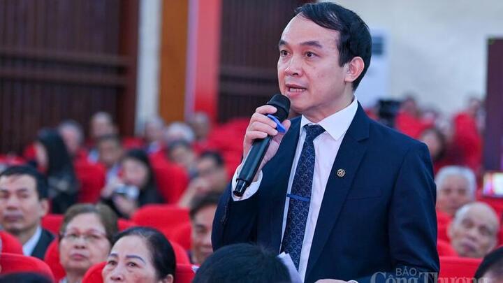 Cử tri Hải Phòng gửi gắm kỳ vọng phát triển công nghiệp, năng lượng và giáo dục