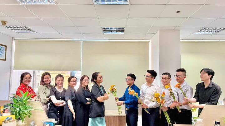 Hương sắc giai nhân – Nơi phái đẹp PVcomBank tỏa sáng như những đoá Tulip