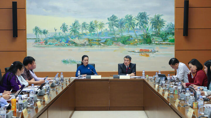 Đảm bảo điện cho sản xuất là ưu tiên số một trong điều hành tăng trưởng