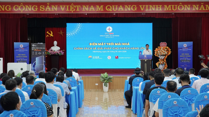 Điện lực Hải Phòng thúc đẩy phát triển điện mặt trời mái nhà