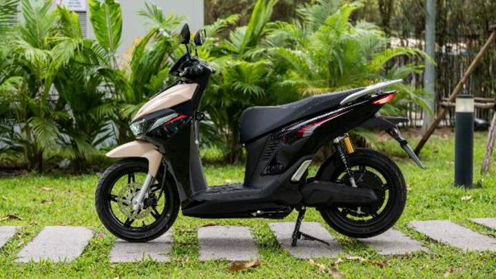 VinFast ưu đãi tới 13% cho bộ ba xe máy điện đổi pin