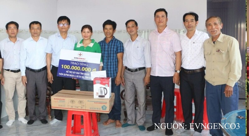 Công ty Thủy điện Buôn Kuốp hỗ trợ xây nhà tình nghĩa cho hộ gia đình khó khăn về nhà ở tại xã Ea Na, tỉnh Đắk Lắk