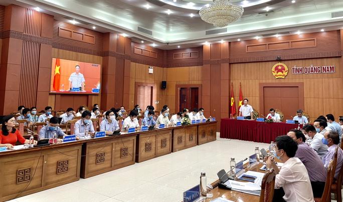 Quảng Nam hợp tác thúc đẩy chuyển đổi số toàn diện với Tập đoàn FPT - Ảnh 1. Quảng Nam hợp tác thúc đẩy chuyển đổi số toàn diện với Tập đoàn FPT - Ảnh 1.