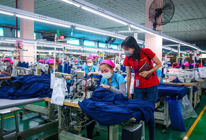 Chuyên gia mách nước giúp doanh nghiệp giảm chi phí nhân sự - Ảnh 1. Chuyên gia mách nước giúp doanh nghiệp giảm chi phí nhân sự - Ảnh 1.