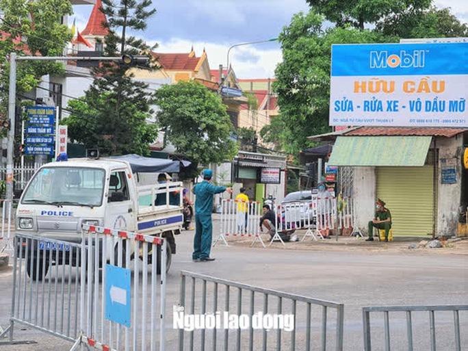 Quảng Bình giãn cách xã hội toàn TP Đồng Hới sau khi xuất hiện 5 ca Covid-19 - Ảnh 1. Quảng Bình giãn cách xã hội toàn TP Đồng Hới sau khi xuất hiện 5 ca Covid-19 - Ảnh 1.