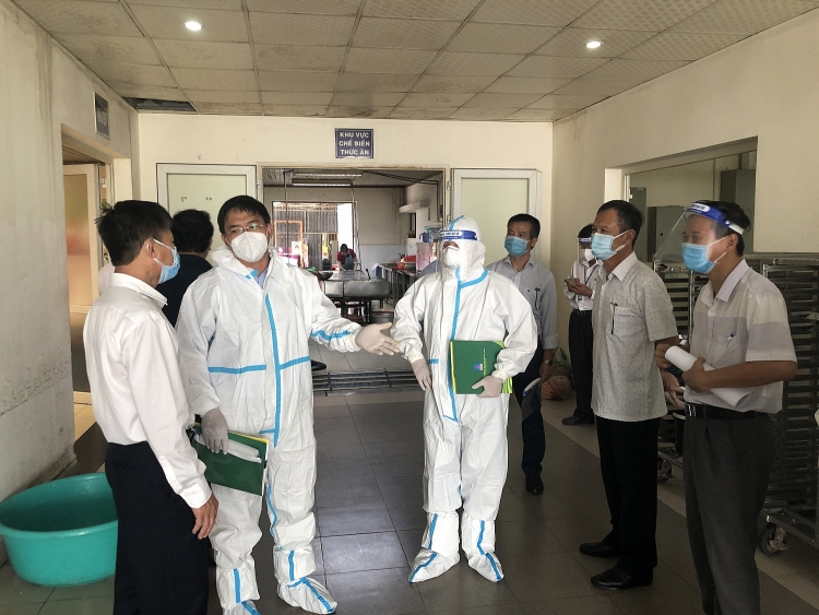 Đoàn công tác Bộ Y tế kiểm tra công tác phòng chống dịch của Nhà máy Đạm Phú Mỹ Đoàn công tác Bộ Y tế kiểm tra công tác phòng chống dịch của Nhà máy Đạm Phú Mỹ