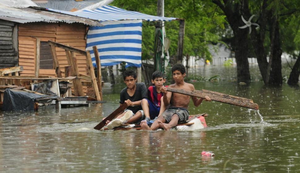 Nước sạch và vệ sinh môi trường được ưu tiên hàng đầu trong ứng phó biến đổi khí hậu - Ảnh 2