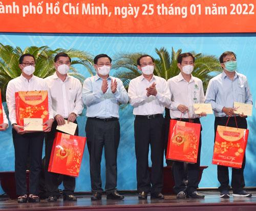 Đặc biệt quan tâm xây nhà ở cho công nhân - Ảnh 1.