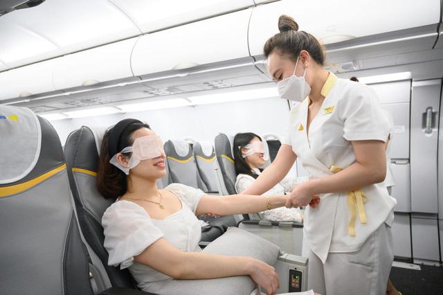 Vietravel Airlines thử nghiệm dịch vụ Spa trên mây: Khách vừa ngồi máy bay vừa đắp mặt nạ ở độ cao 10.000m - Ảnh 3.