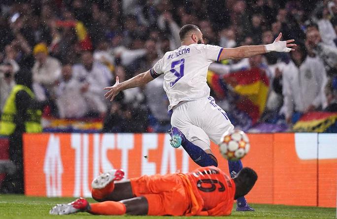 Benzema tung hat-trick, Real Madrid nhấn chìm chủ nhà Chelsea - Ảnh 7.